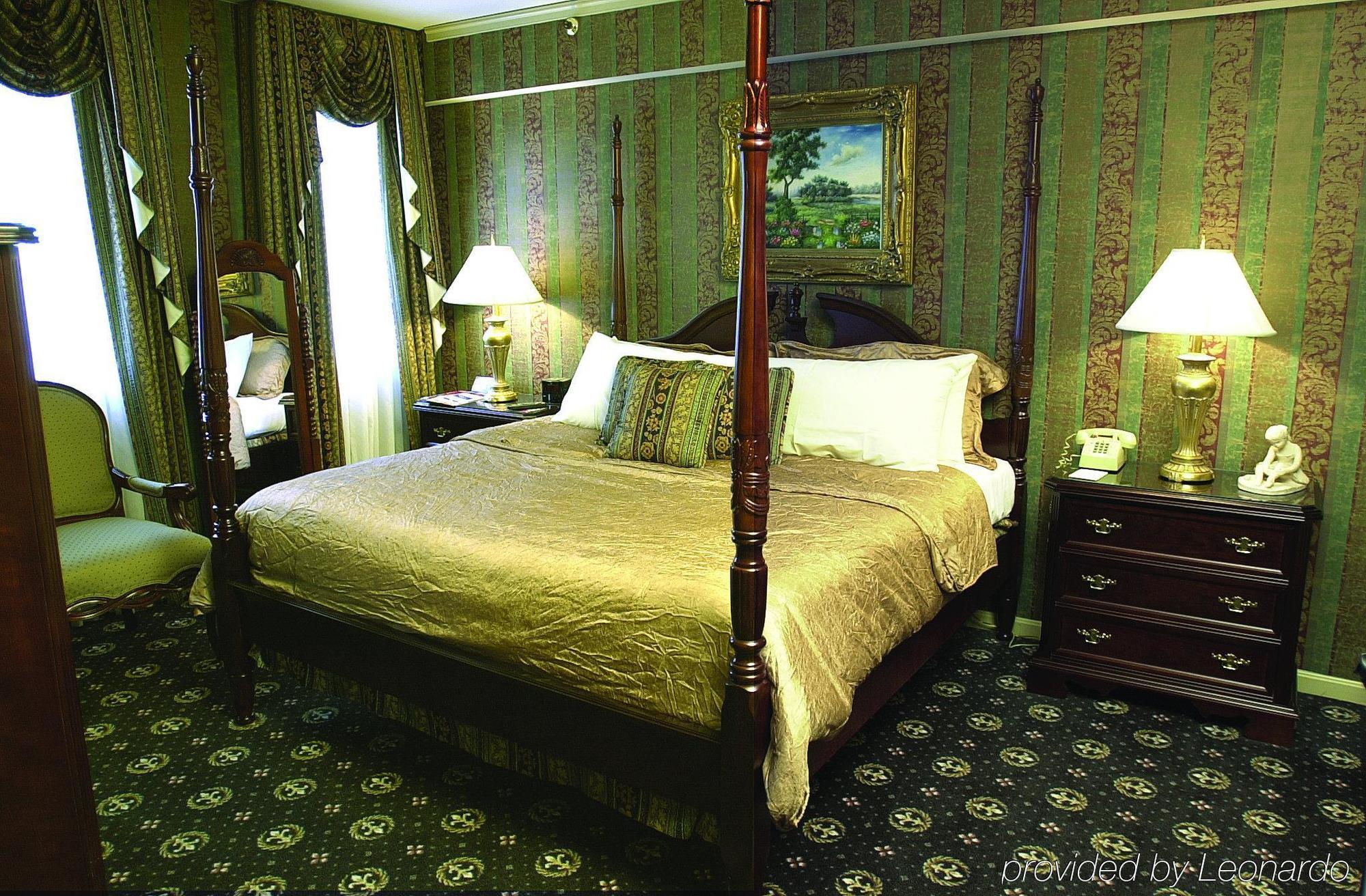 The Brown 5* Louisville