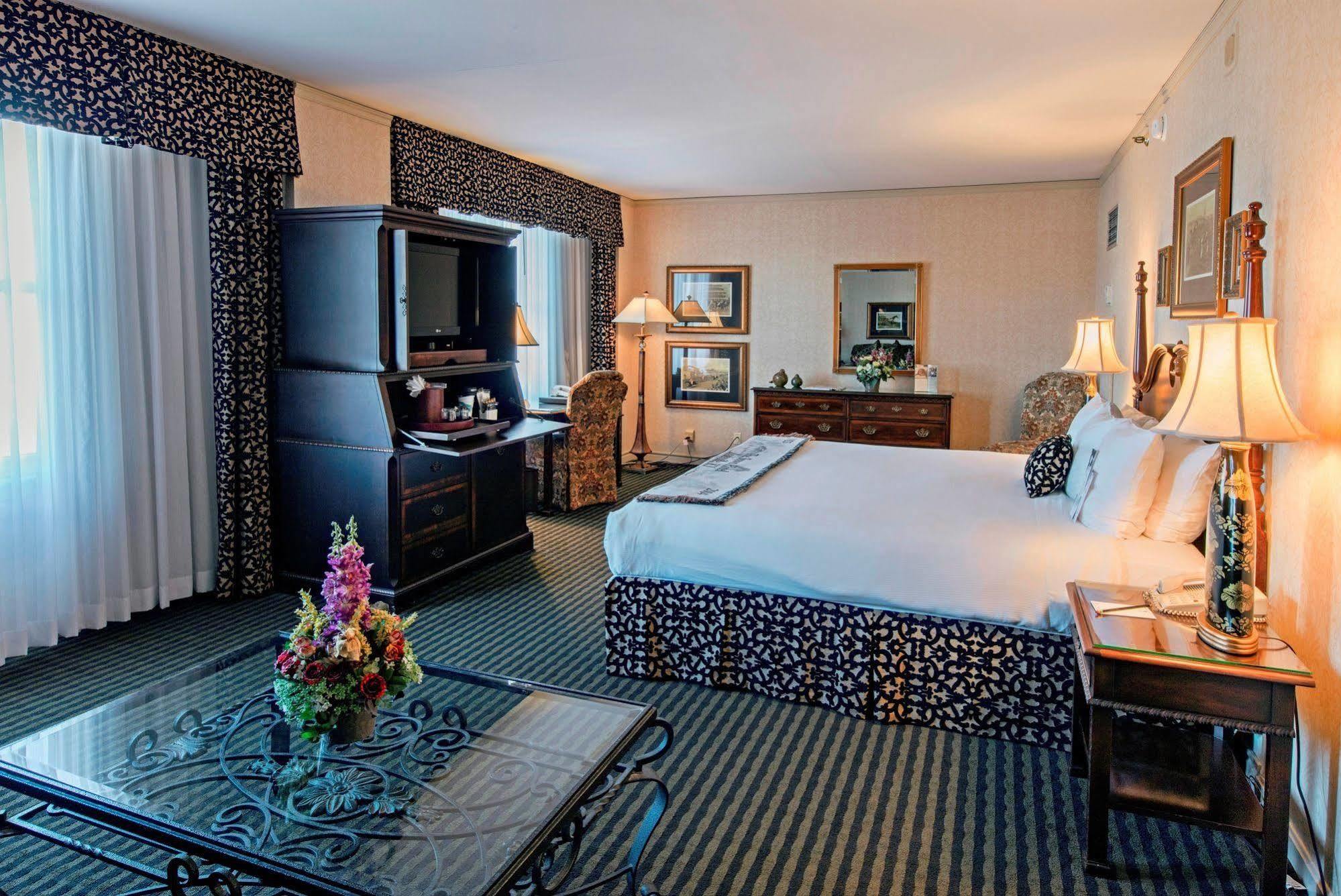 Hotel The Brown